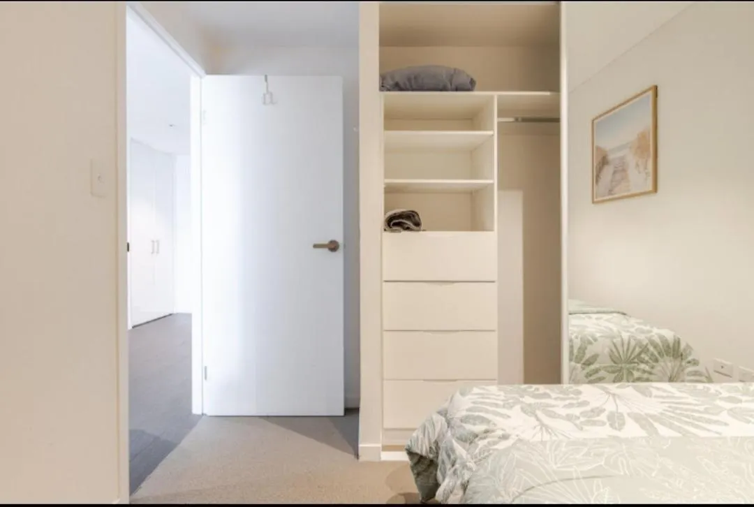 Homestay Private Room In Shared Apartment In Brisbane City